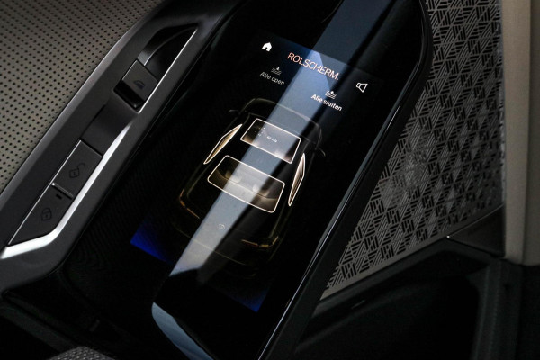 BMW 7 Serie M760e xDrive - Frozen Deep Grey - Lounge & Entertainment - Bowers & Wilkins - Aut. Doors - Connoisseur - Iconic Glow