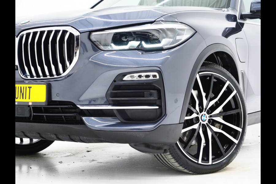 BMW X5 xDrive45e High Executive | Panoramadak | Luchtvering | Keyless | 360 | Memory | Sfeerverlichting | Carplay