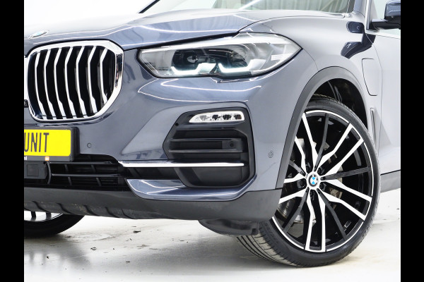 BMW X5 xDrive45e High Executive | Panoramadak | Luchtvering | Keyless | 360 | Memory | Sfeerverlichting | Carplay