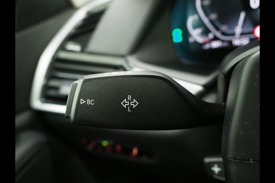 BMW X5 xDrive45e High Executive | Panoramadak | Luchtvering | Keyless | 360 | Memory | Sfeerverlichting | Carplay