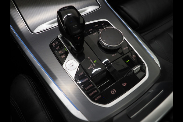 BMW X5 xDrive45e High Executive | Panoramadak | Luchtvering | Keyless | 360 | Memory | Sfeerverlichting | Carplay
