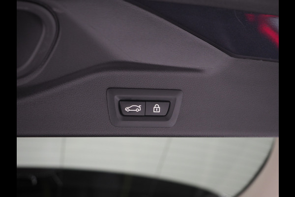 BMW X5 xDrive45e High Executive | Panoramadak | Luchtvering | Keyless | 360 | Memory | Sfeerverlichting | Carplay