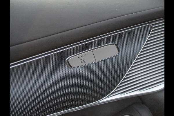 Mercedes-Benz EQC 400 4MATIC Business Solution 80 kWh | Camera | Sfeerverlichting | Apple Carplay | Adaptieve Cruise Control |