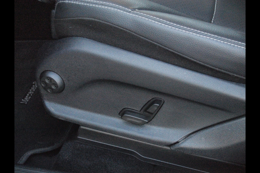 Mercedes-Benz EQC 400 4MATIC Business Solution 80 kWh | Camera | Sfeerverlichting | Apple Carplay | Adaptieve Cruise Control |