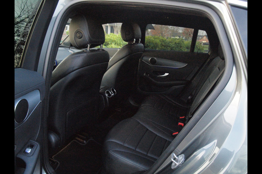 Mercedes-Benz EQC 400 4MATIC Business Solution 80 kWh | Camera | Sfeerverlichting | Apple Carplay | Adaptieve Cruise Control |