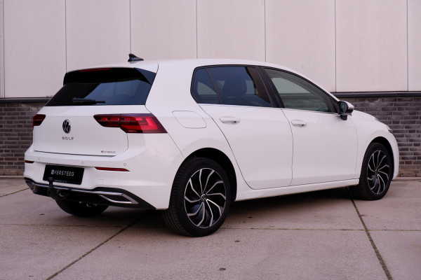 Volkswagen Golf 1.4 eHybrid Style | Elek. Trekhaak | IQ-Light | Carplay | Memory | Navi | Sfeerverlichting