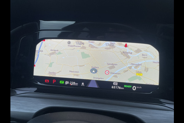 Volkswagen Golf 1.4 eHybrid Style | Elek. Trekhaak | IQ-Light | Carplay | Memory | Navi | Sfeerverlichting