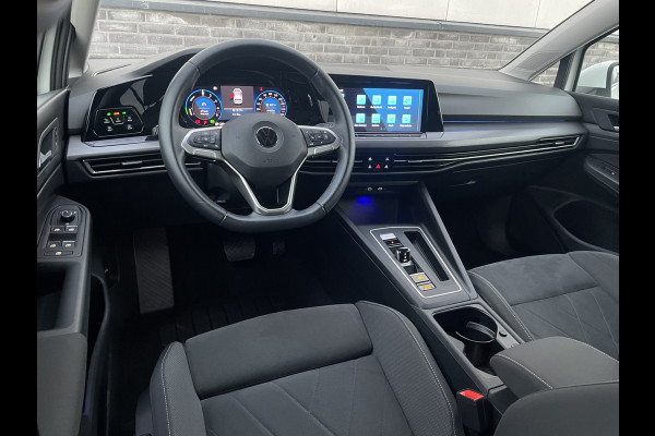 Volkswagen Golf 1.4 eHybrid Style | Elek. Trekhaak | IQ-Light | Carplay | Memory | Navi | Sfeerverlichting
