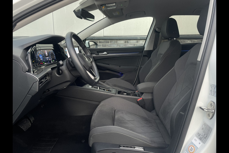 Volkswagen Golf 1.4 eHybrid Style | Elek. Trekhaak | IQ-Light | Carplay | Memory | Navi | Sfeerverlichting