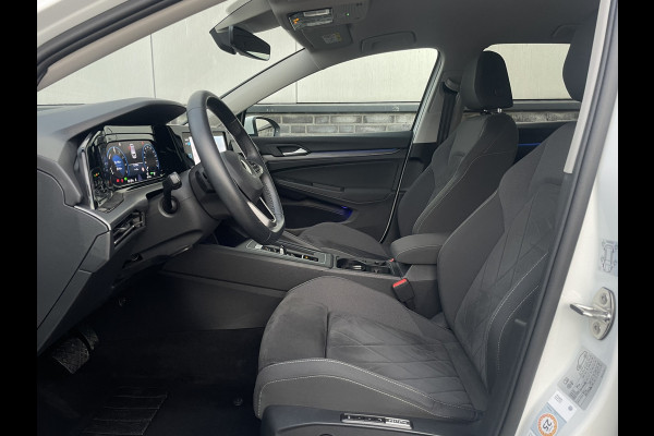 Volkswagen Golf 1.4 eHybrid Style | Elek. Trekhaak | IQ-Light | Carplay | Memory | Navi | Sfeerverlichting