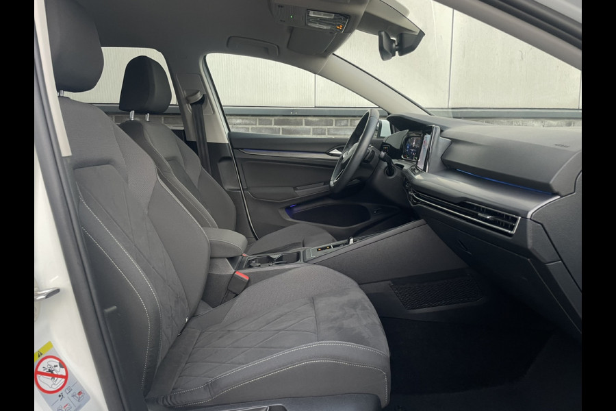 Volkswagen Golf 1.4 eHybrid Style | Elek. Trekhaak | IQ-Light | Carplay | Memory | Navi | Sfeerverlichting
