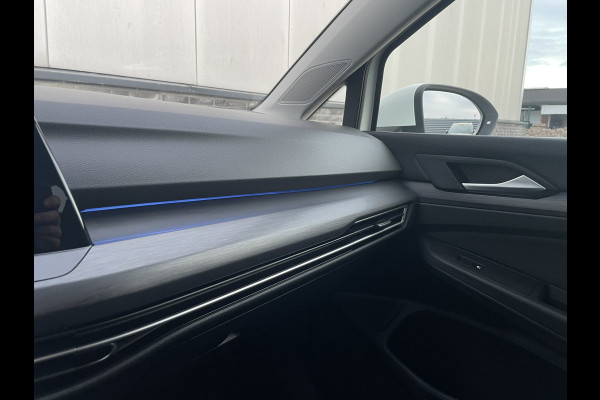 Volkswagen Golf 1.4 eHybrid Style | Elek. Trekhaak | IQ-Light | Carplay | Memory | Navi | Sfeerverlichting
