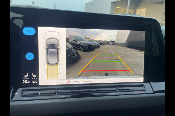 Volkswagen Golf 1.4 eHybrid Style | Elek. Trekhaak | IQ-Light | Carplay | Memory | Navi | Sfeerverlichting