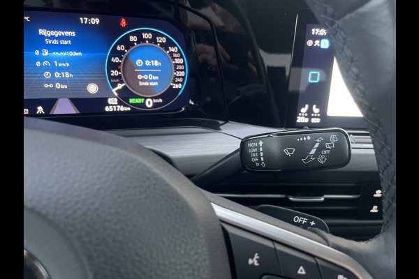 Volkswagen Golf 1.4 eHybrid Style | Elek. Trekhaak | IQ-Light | Carplay | Memory | Navi | Sfeerverlichting