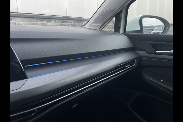 Volkswagen Golf 1.4 eHybrid Style | Elek. Trekhaak | IQ-Light | Carplay | Memory | Navi | Sfeerverlichting