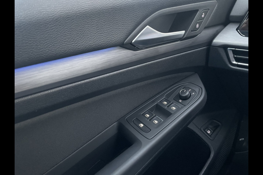 Volkswagen Golf 1.4 eHybrid Style | Elek. Trekhaak | IQ-Light | Carplay | Memory | Navi | Sfeerverlichting