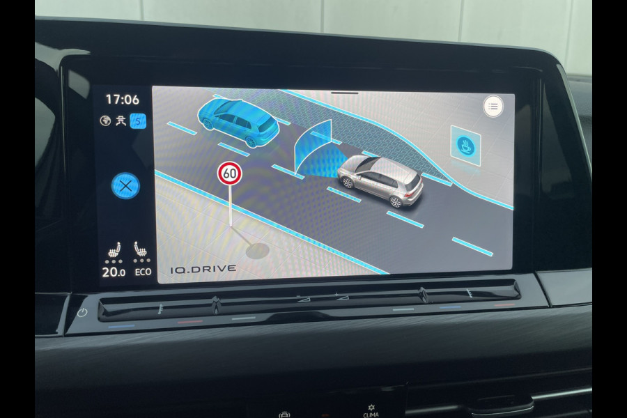 Volkswagen Golf 1.4 eHybrid Style | Elek. Trekhaak | IQ-Light | Carplay | Memory | Navi | Sfeerverlichting