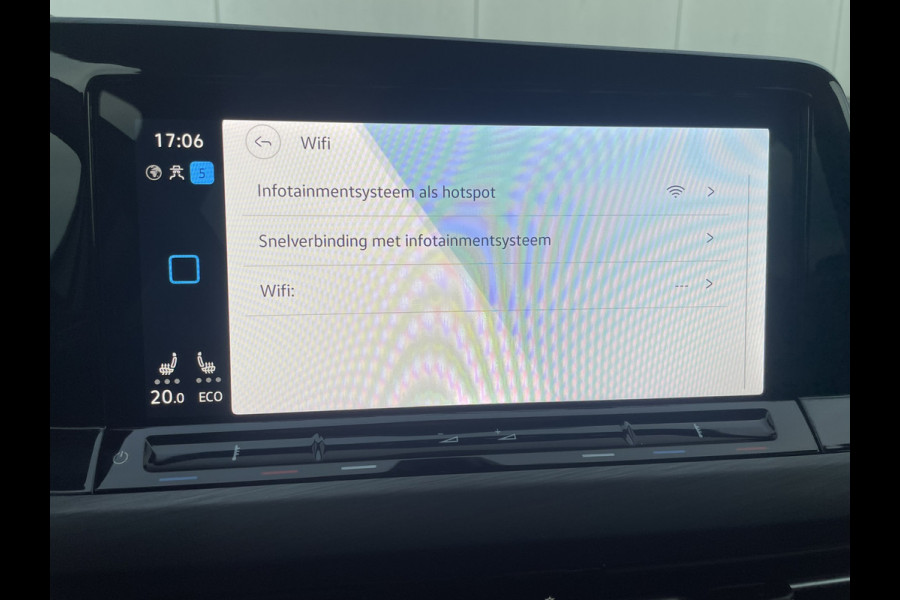 Volkswagen Golf 1.4 eHybrid Style | Elek. Trekhaak | IQ-Light | Carplay | Memory | Navi | Sfeerverlichting