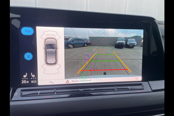 Volkswagen Golf 1.4 eHybrid Style | Elek. Trekhaak | IQ-Light | Carplay | Memory | Navi | Sfeerverlichting