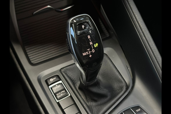 BMW X1 SDrive18i Executive Edition | Automaat | Stoelverwarming | Camera | Cruise | Climate | Navi