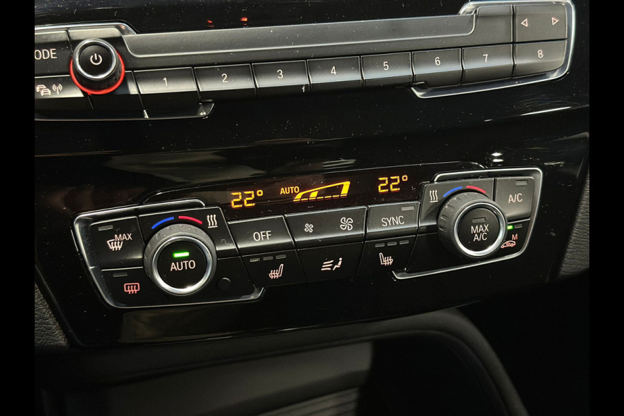 BMW X1 SDrive18i Executive Edition | Automaat | Stoelverwarming | Camera | Cruise | Climate | Navi