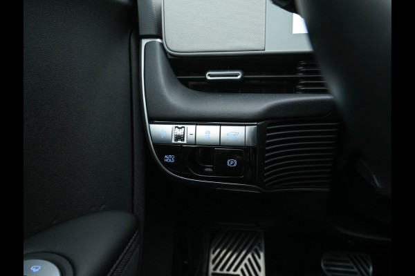 Hyundai IONIQ 5 Connect+ 73kWh [ 3-Fase ] {SOH-97%} (INCL-BTW) Aut *HEATPUMP | LEATHER | BOSE-AUDIO | FULL-LED | DIGI-COCKPIT | AMBIENT-LIGHT | DAB | SHIFT-PADDLES | HEAD-UP | NAVI-FULLMAP | KEYLESS | CAMERA | HEATED-COMFORTSEATS | ...