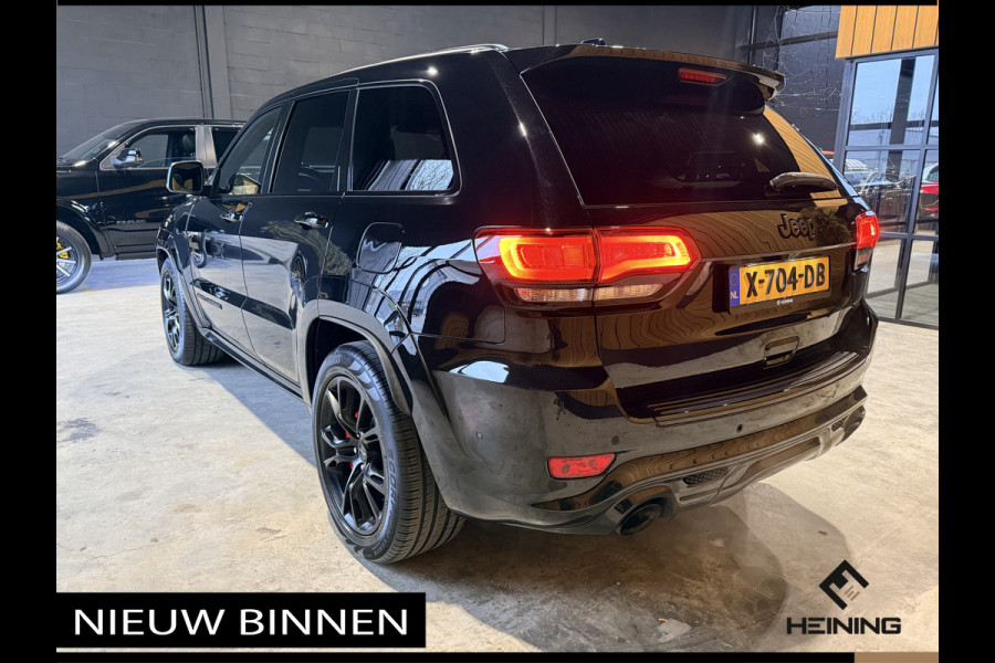Jeep Grand Cherokee 6.4 Hemi SRT Geel kenteken. Pano. Apple-carplay. navi. Met complete historie.