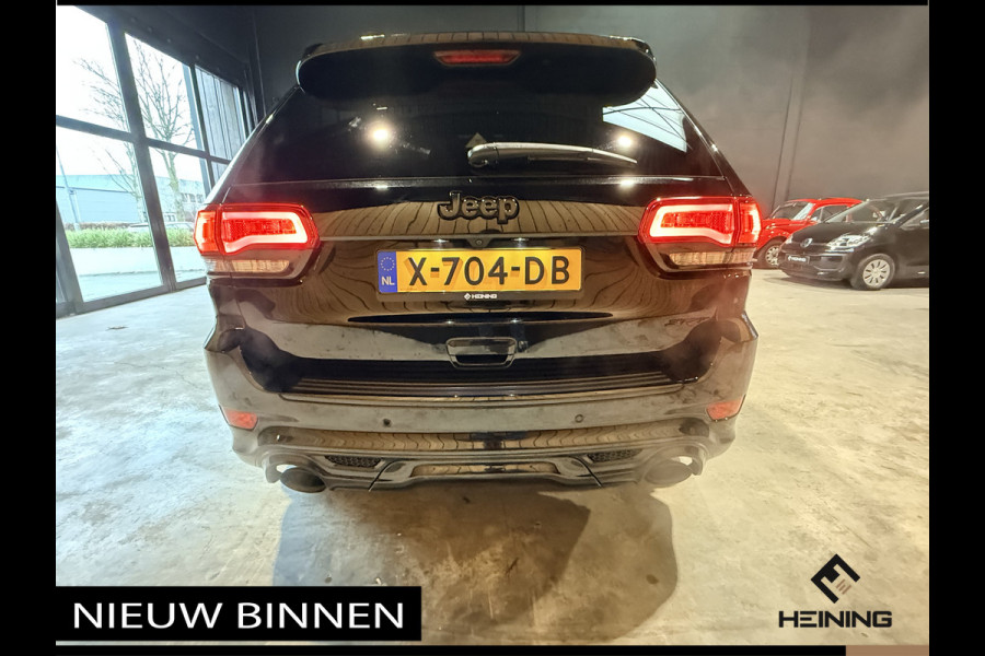 Jeep Grand Cherokee 6.4 Hemi SRT Geel kenteken. Pano. Apple-carplay. navi. Met complete historie.