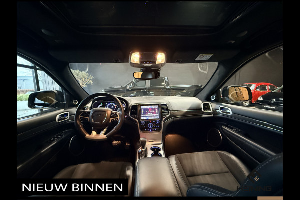 Jeep Grand Cherokee 6.4 Hemi SRT Geel kenteken. Pano. Apple-carplay. navi. Met complete historie.