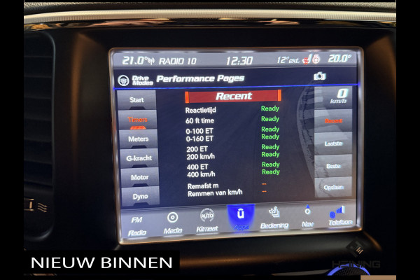 Jeep Grand Cherokee 6.4 Hemi SRT Geel kenteken. Pano. Apple-carplay. navi. Met complete historie.