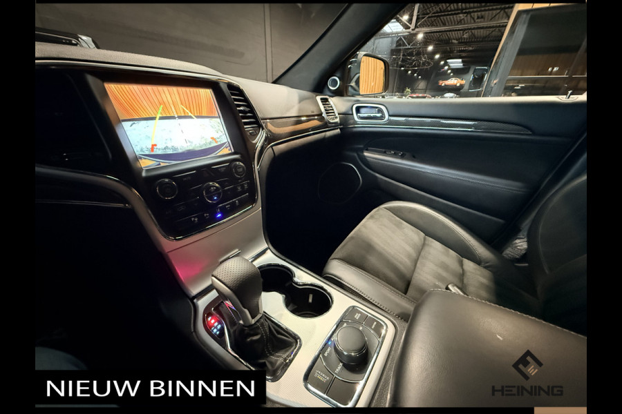 Jeep Grand Cherokee 6.4 Hemi SRT Geel kenteken. Pano. Apple-carplay. navi. Met complete historie.