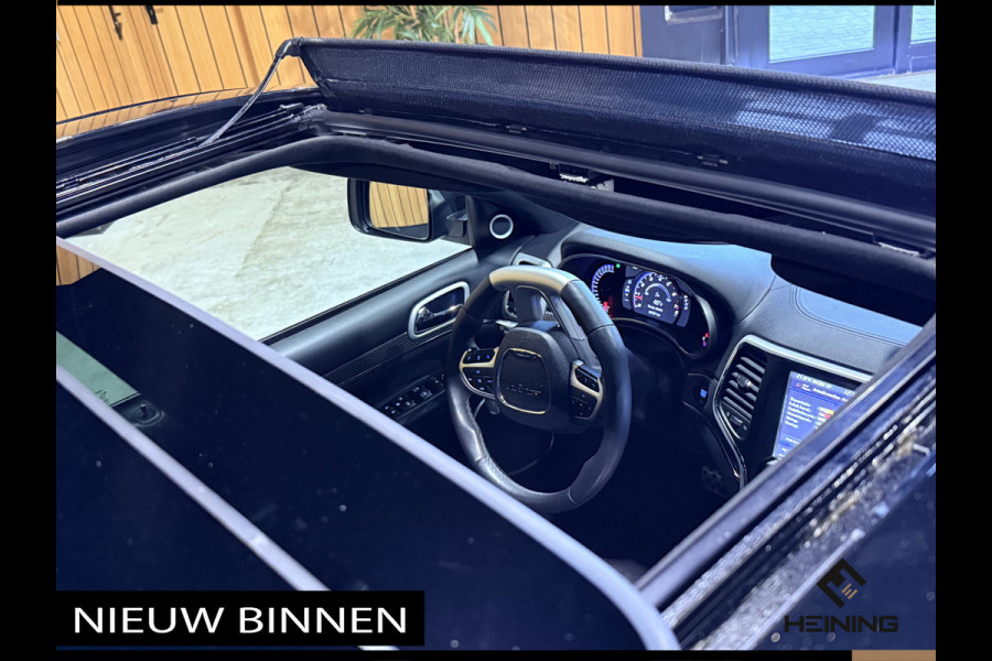 Jeep Grand Cherokee 6.4 Hemi SRT Geel kenteken. Pano. Apple-carplay. navi. Met complete historie.