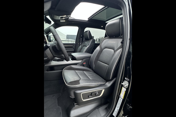 Dodge Ram 1500 3.0 V6 4x4 Crew Cab Laramie night AANBIEDING, eindejaarsaanbieding