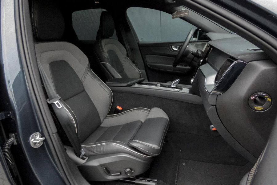 Volvo XC60 2.0 T6 Plug-in hybrid AWD Ultimate Dark | R-DESIGN | LUCHTVERING | PANORAMADAK | TREKHAAK | HARMAN/KARDON