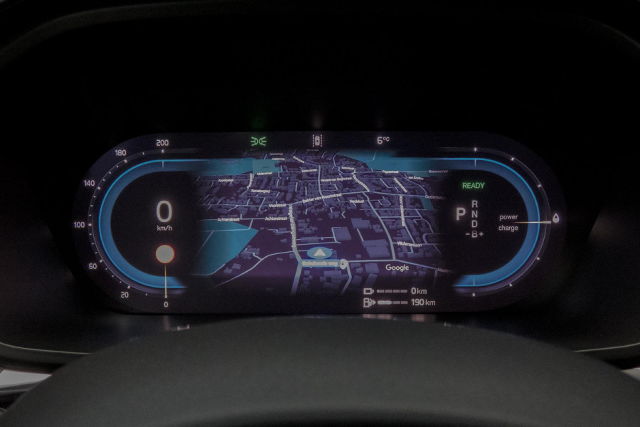 Volvo XC60 2.0 T6 Plug-in hybrid AWD Ultimate Dark | R-DESIGN | LUCHTVERING | PANORAMADAK | TREKHAAK | HARMAN/KARDON