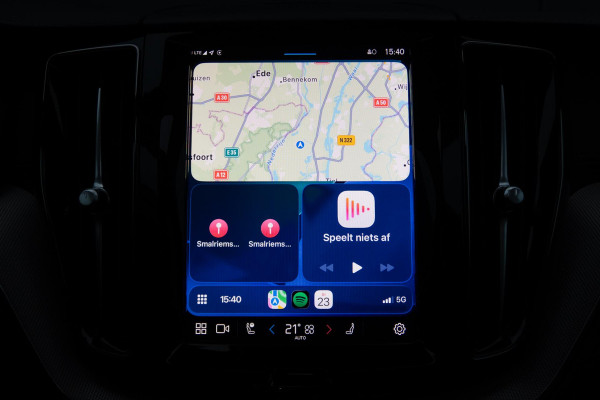 Volvo XC60 2.0 T6 Plug-in hybrid AWD Ultimate Dark | R-DESIGN | LUCHTVERING | PANORAMADAK | TREKHAAK | HARMAN/KARDON