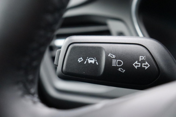 Ford Focus 1.0 EcoBoost Hybrid Titanium org.NL