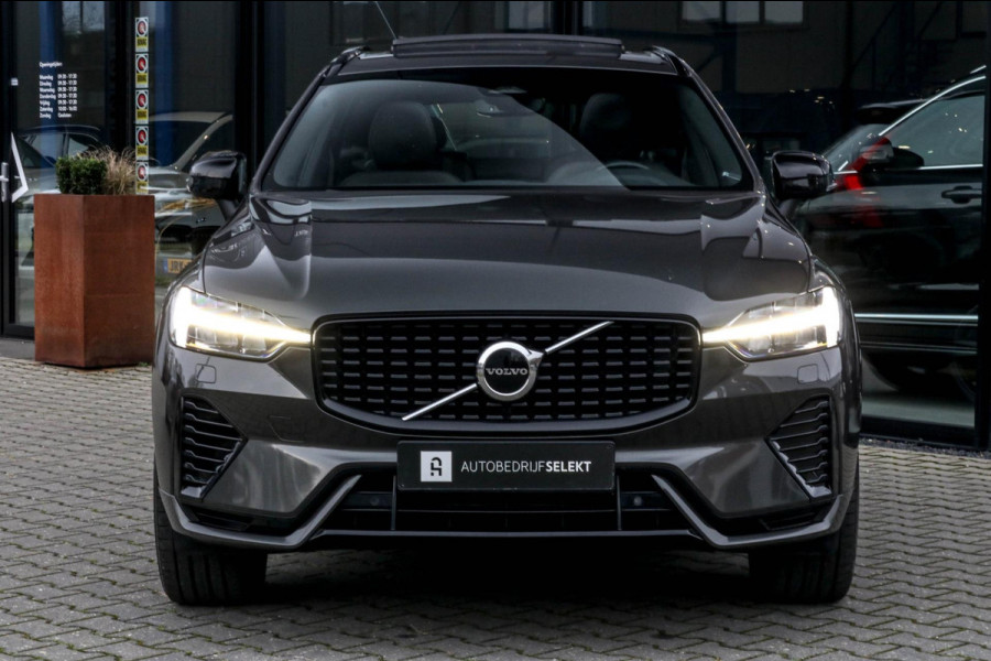 Volvo XC60 2.0 T8 AWD R-Design Long Range | Pano | Trekhaak | Facelift | Pine Grey | Harman Kardon | Memory | Elektrische stoelen
