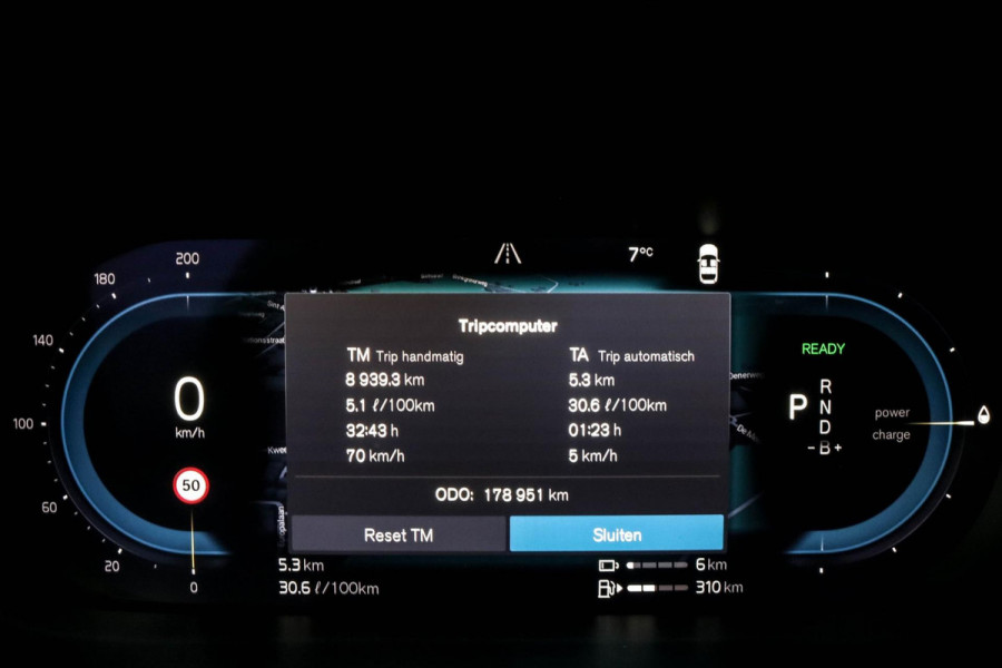 Volvo XC60 2.0 T8 AWD R-Design Long Range | Pano | Trekhaak | Facelift | Pine Grey | Harman Kardon | Memory | Elektrische stoelen