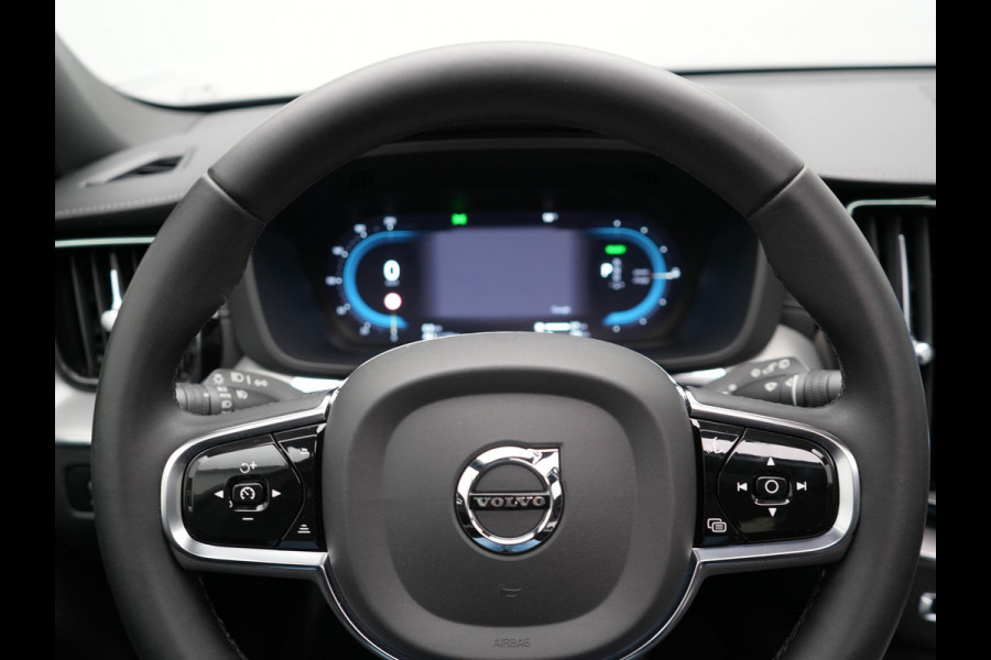 Volvo XC60 T6 Plug in Hybrid LONG RANGE AWD R-Design 350pk Dealer O.H. PHEV | Panodak | 360 Camera | Luxe Lederen Sportstoelen Memory & Ventilatie | 21" L.M | Google Maps | Keyless | Verwarmde Stoelen & Stuur | Virtual |  DAB |