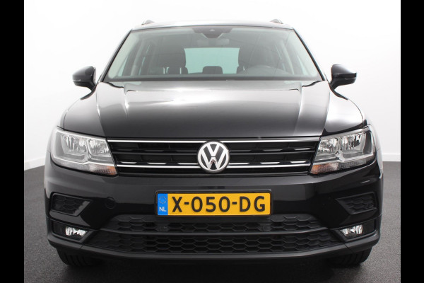 Volkswagen Tiguan 1.5 TSI Comfortline Team DSG Navigatie Camera Lane Assist Virtual Cockpit Winterpakket Adaptive Cruise control LMV Velgen