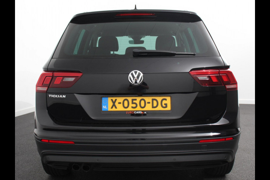 Volkswagen Tiguan 1.5 TSI Comfortline Team DSG Navigatie Camera Lane Assist Virtual Cockpit Winterpakket Adaptive Cruise control LMV Velgen