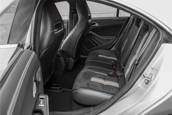 Mercedes-Benz CLA-Klasse 180 AMG-Line Camera LED 18"