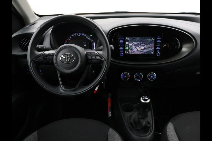 Toyota Aygo X 1.0 VVT-i MT PLAY + ADAPTIVE CRUISE | APPLE CARPLAY / ANDROID AUTO | CAMERA | DAB+