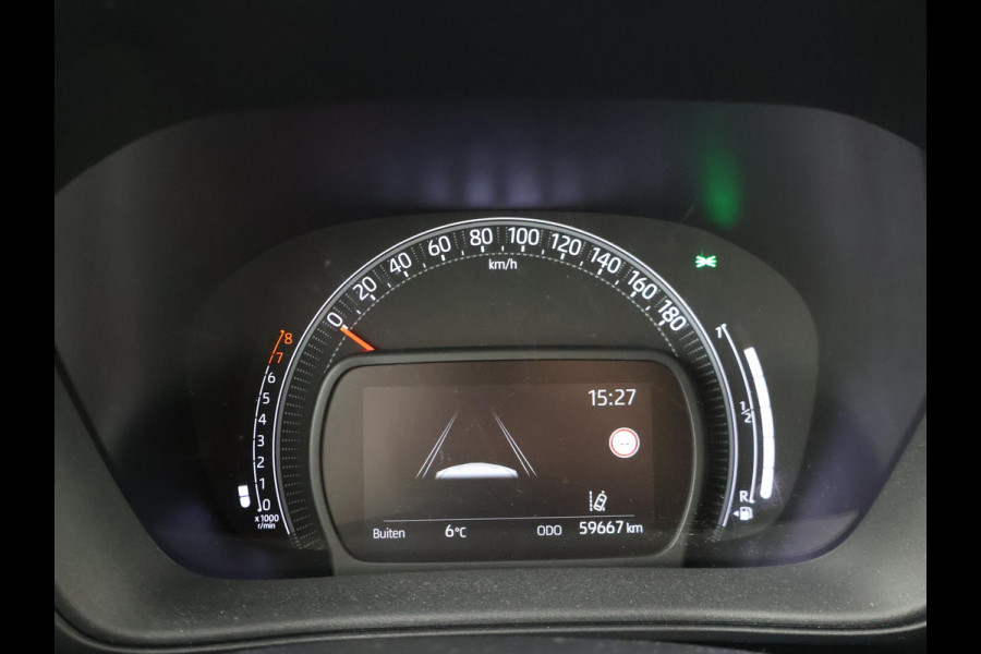 Toyota Aygo X 1.0 VVT-i MT PLAY + ADAPTIVE CRUISE | APPLE CARPLAY / ANDROID AUTO | CAMERA | DAB+