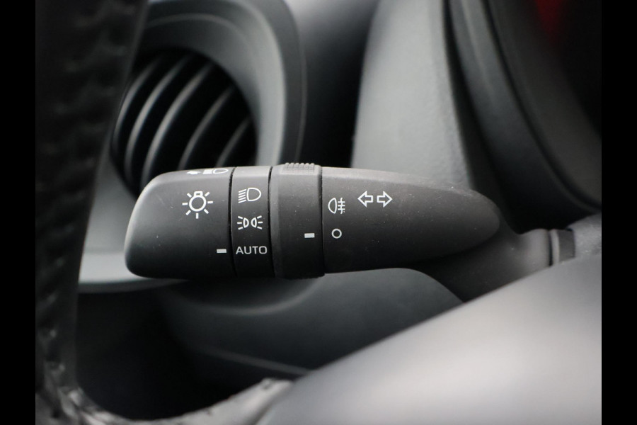 Toyota Aygo X 1.0 VVT-i MT PLAY + ADAPTIVE CRUISE | APPLE CARPLAY / ANDROID AUTO | CAMERA | DAB+