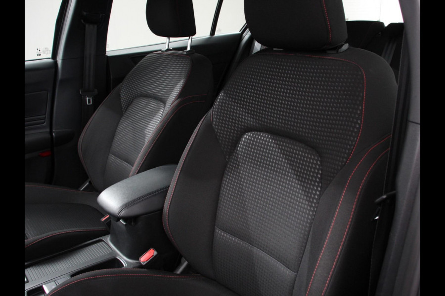 Ford Focus 1.0 Focus 125 PK HB ST-Line Automaat Navi Climate control cruise control Carplay LM velgen Parkeersensoren Led Matrix koplampen