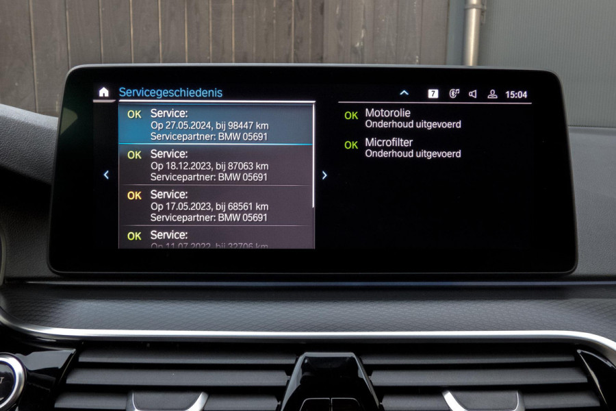 BMW 5 Serie Touring 530e Business Edition Plus | M-PAKKET | ADAPTIEVE CRUISE CONTROL | HEAD UP | PANORAMADAK | 360° CAMERA