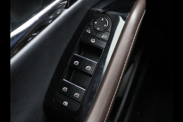 Mazda CX-30 2.0 e-SkyActiv-X M 180 PK HYBRID LUXURY + BOSE | TREKHAAK | LEDER | ADAPTIVE CRUISE | CAMERA