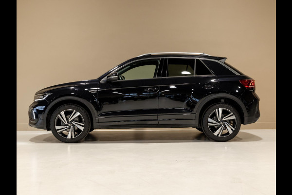 Volkswagen T-Roc 1.5 TSI R-Line Edition / 150pk / Stoel en stuur verwarming / Achteruitrij camera / Keyless /